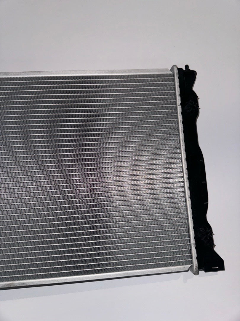 1997 to 2001 Audi A4 1997 to 2004 Volkswagen Passat 1.8 2.8 MT Radiator