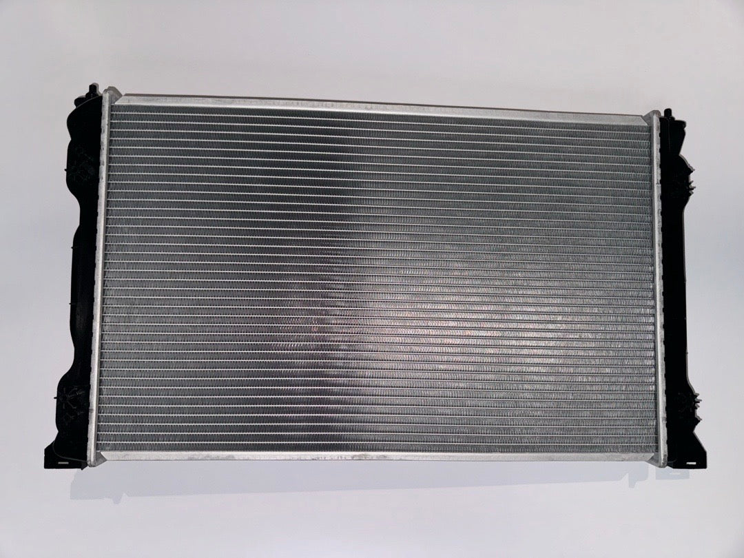1997 to 2001 Audi A4 1997 to 2004 Volkswagen Passat 1.8 2.8 MT Radiator