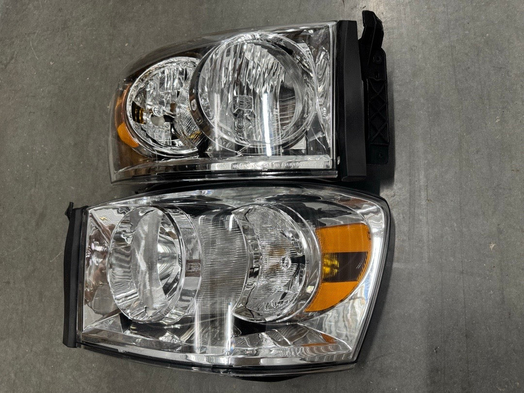 2006 to 2008 Dodge Ram OE Style Chrome Housing Amber Reflector Headlights Faros Focos Luces Micas For