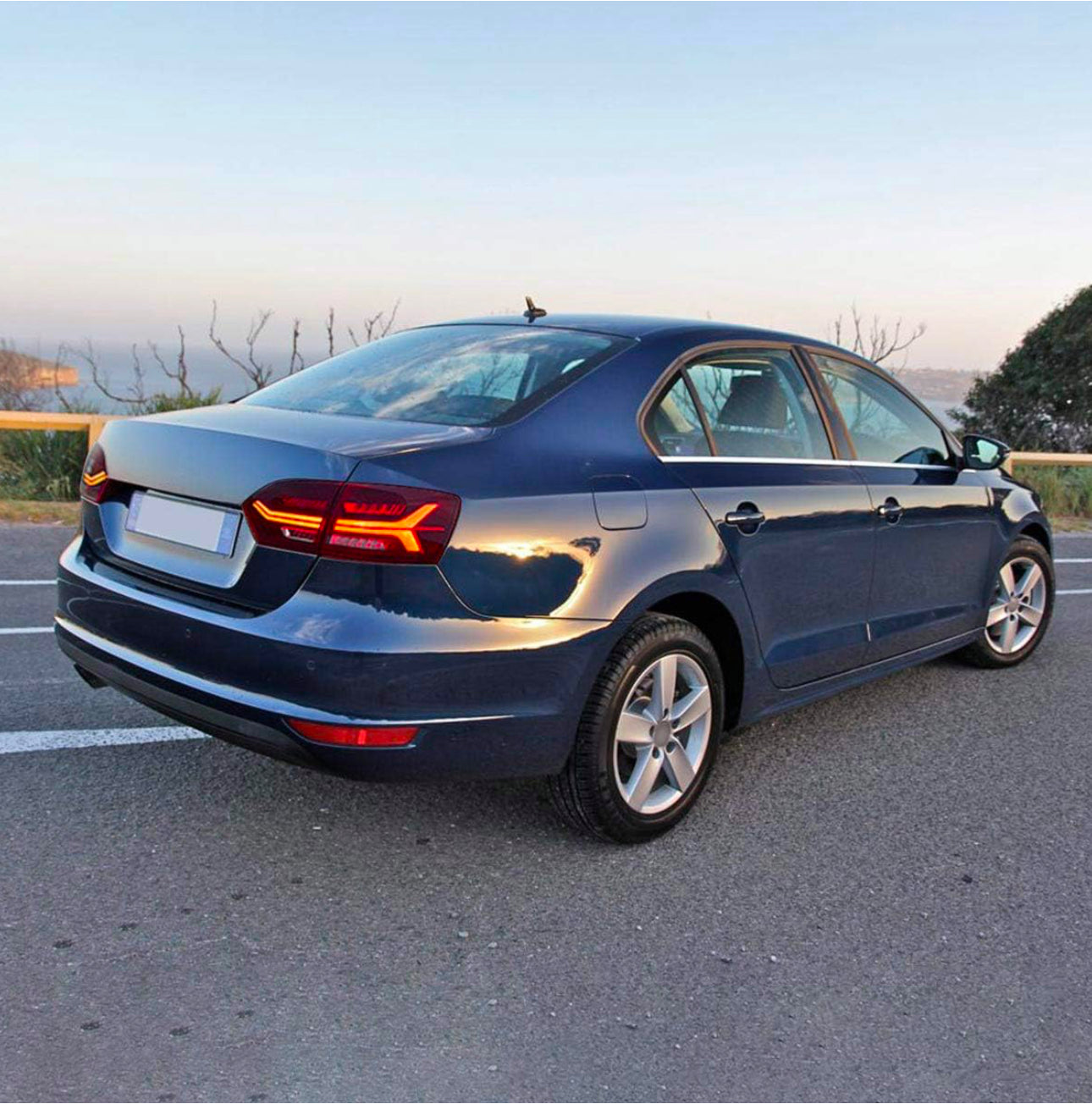 2011 to 2014 Volkswagen Jetta Sagitar does Not Fit GLI & Led Version Full LED Headlights Faros Focos Luces Micas