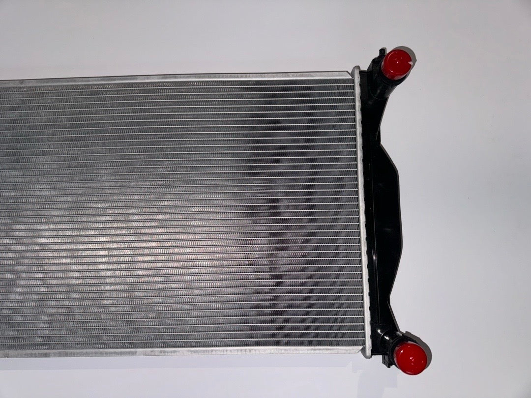 1997 to 2001 Audi A4 1997 to 2004 Volkswagen Passat 1.8 2.8 MT Radiator