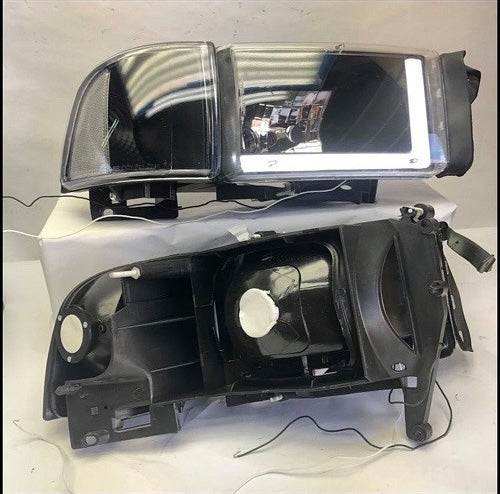 Dodge Ram 1500 2500 3500 LED DRL Black Housing Clear Reflector Headlights Faros Focos Luces Micas 1994 1995 1996 1997 1998 1999 2000 2001