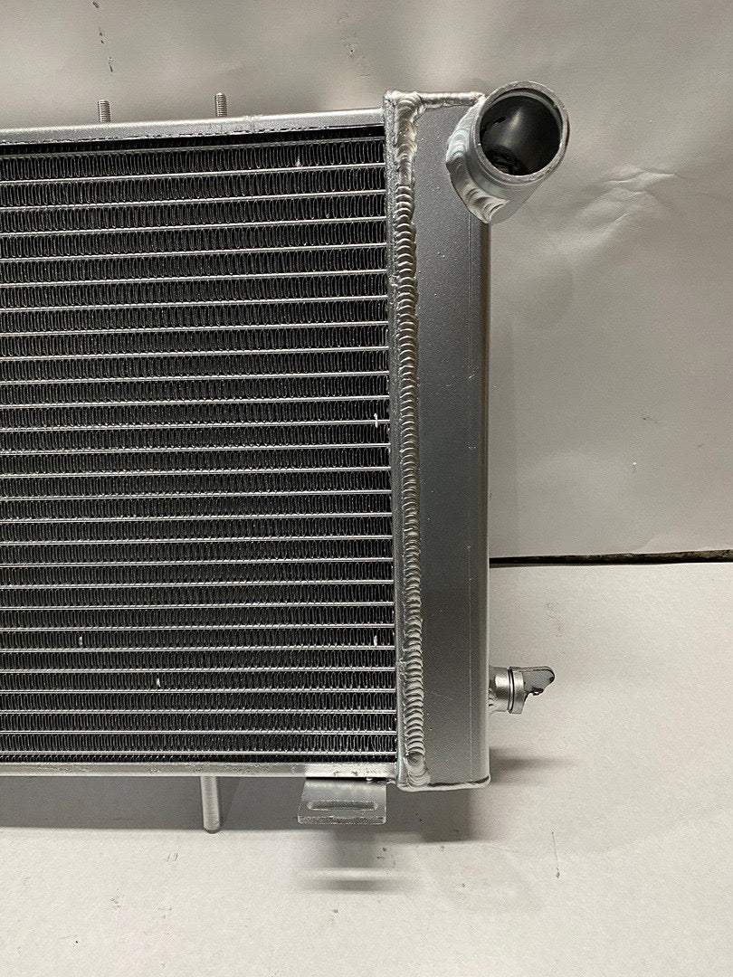 1991 to 2001 Jeep Cherokee I6 1991 to 1992 Comanche 4.0L Performance 3-Rows Core Full Aluminum Radiator