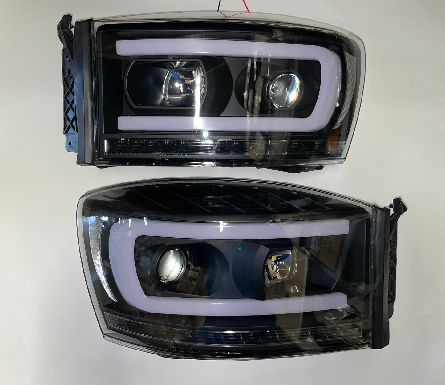 Dodge Ram 1500 2500 3500 Black Housing Clear Lenses DRL LED blinker projector Headlights faros focos luces micas 2006 2007 2008 2009